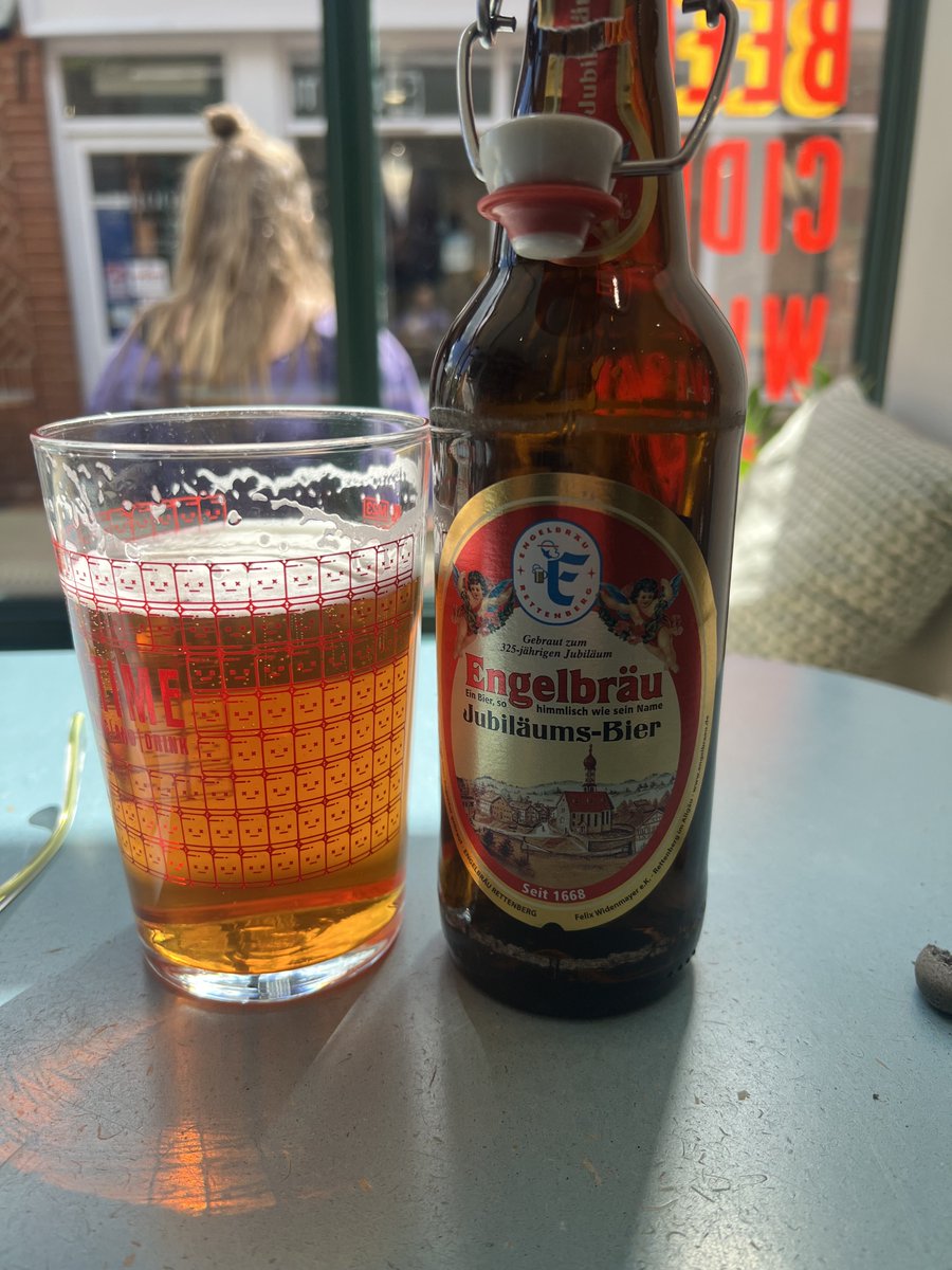 LeemingJamie's tweet photo. Cheers/// https://t.co/GXlubS1aOt