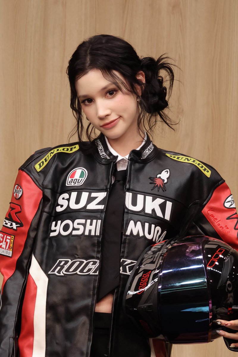 Kmelon tweet media