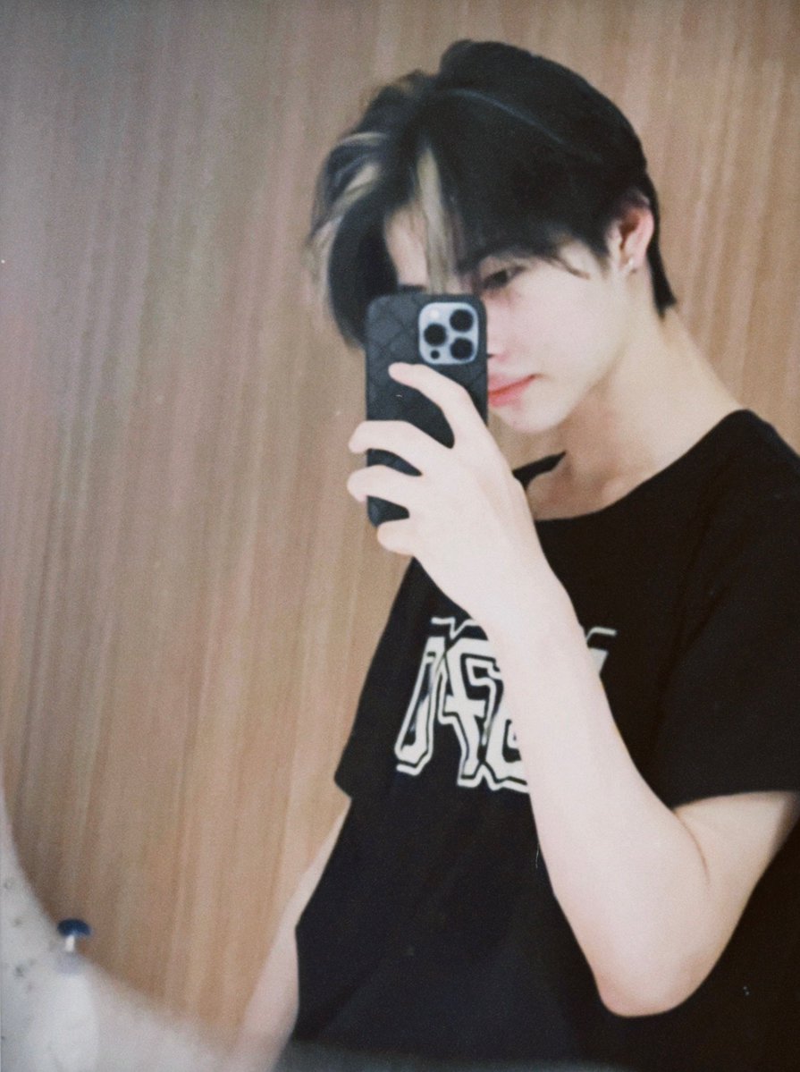 ★ JAY DAAY tweet media