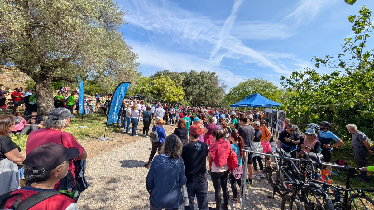viureenbici's tweet photo. Queda inaugurada la #viaverda #valdezafan , una infraestructura que transformarà el territori i suposarà un nou impuls pel turisme i la mobilitat quotidiana 
A gaudir-la!!!
@ajamposta @Dipta_cat @FEMBiciCat https://t.co/R7Qw0LzV7W