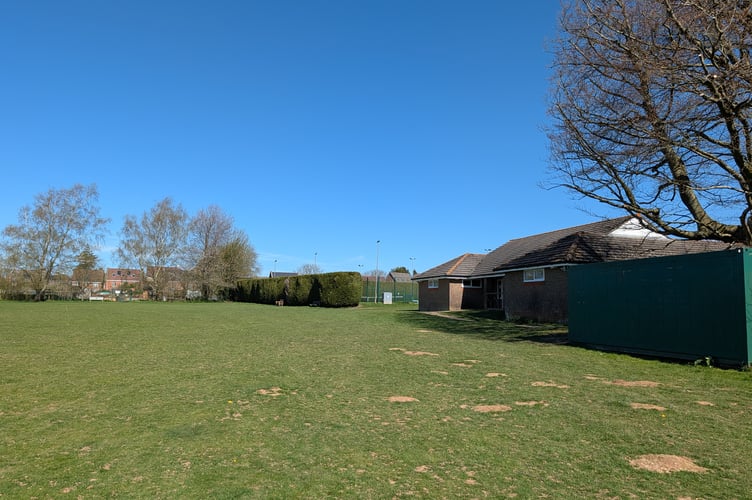 AltonClimate's tweet photo. #A31Alliance are gathering in Four Marks Recreation Ground (GU34 5AF) at 1pm today for a Family #PlayOutside Day 🛝 ⚽️ as part of @CommunityPlann1's National Day of Action for nature, parks & green spaces.
Map with hundreds of other events➡️https://t.co/eH0ykAjjE5
#VoteForNature https://t.co/cl5UWXo1LS