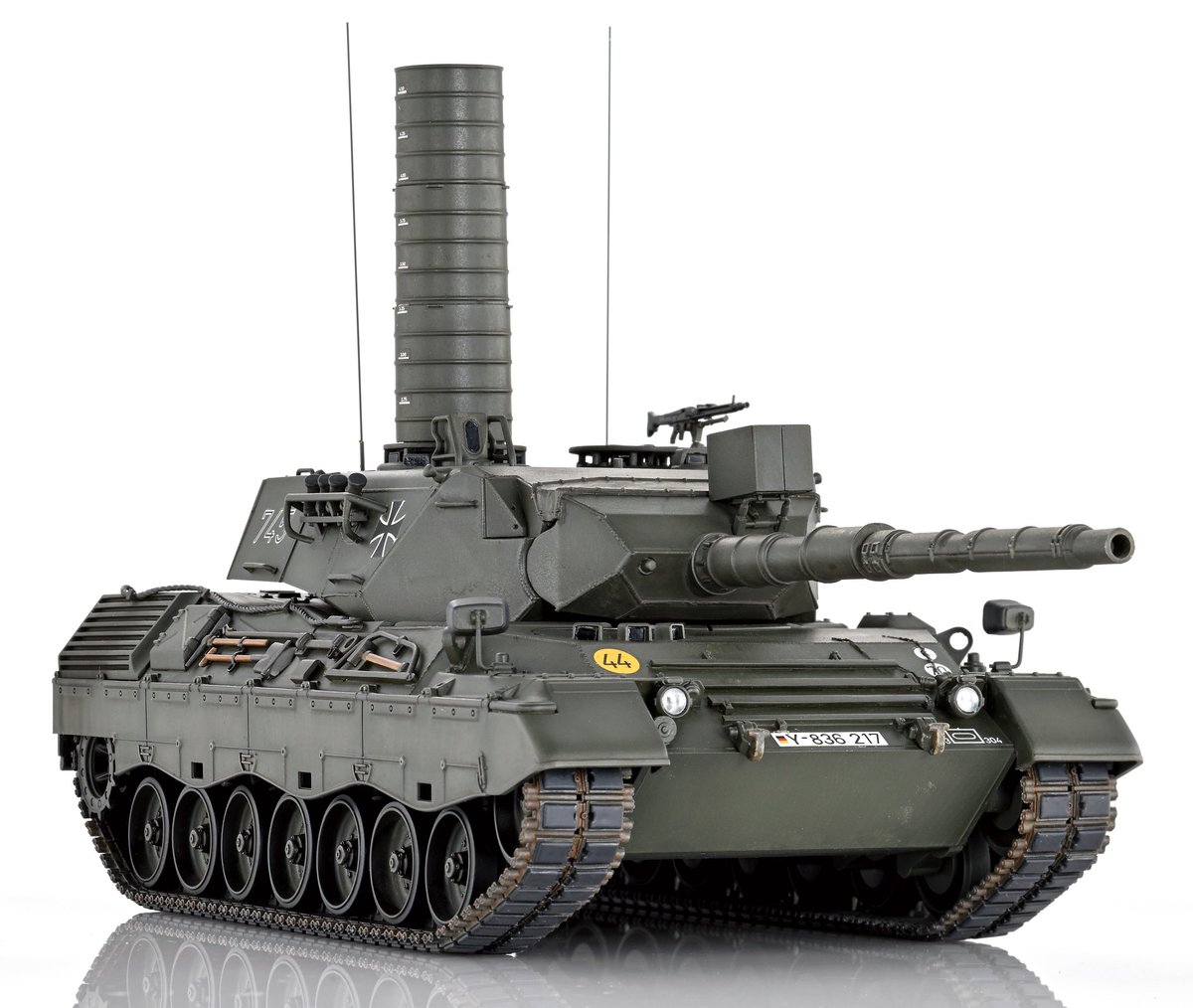 タミヤ 1/35 西ドイツ ・ レオパルド A4 製作：内藤あんも 月刊モデル