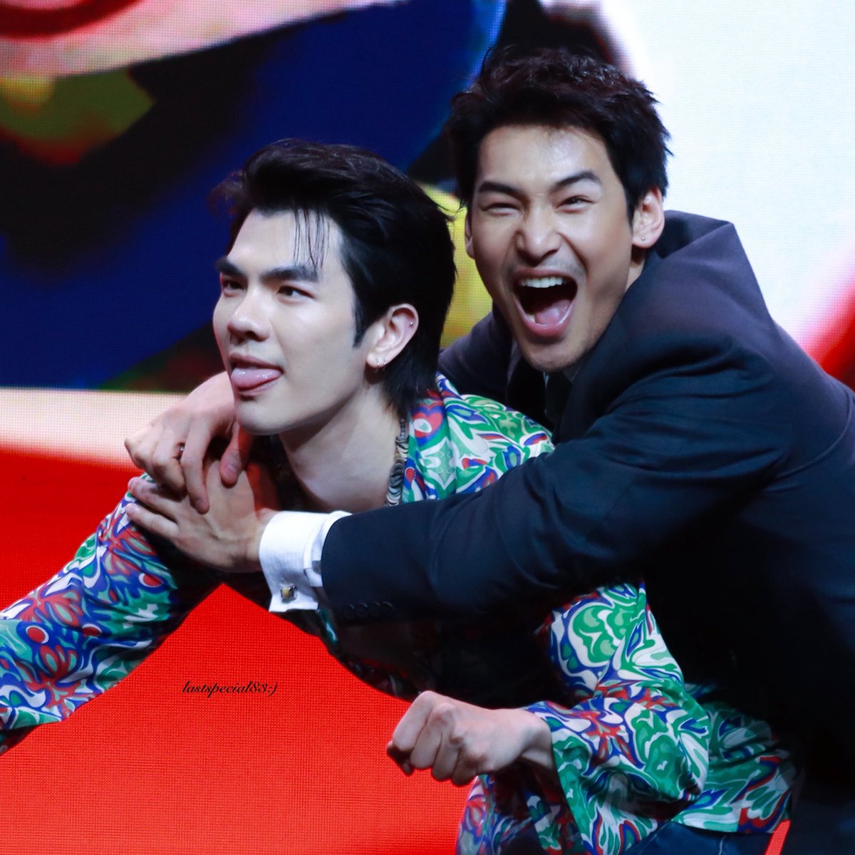 แล้วอันนี้คือเหมือนมาก มายอาโปเก่งง่ะ555555555555555555555555555