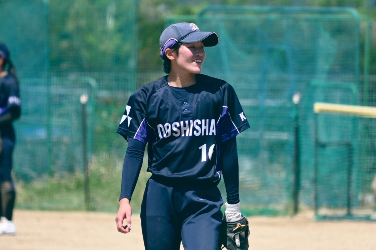doshisha_soft_'s tweet photo. 【春季関西大学ソフトボールリーグ戦】
📍大阪大谷大学
VS 羽衣国際大学　8-1 ⚪️
 ※5回コールド

初めてのリーグ戦に挑んだ1回生が躍動し、初戦を勝ち切ることができました。
初回から自分たちのリズムを作れたことが勝利に繋がりました。
明日の試合も全力で頑張りますので応援お願いいたします。 https://t.co/o4e4rMcEgw