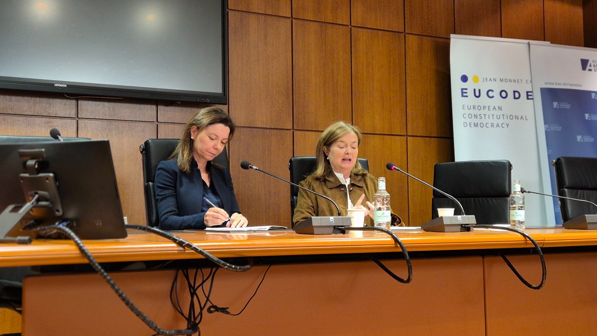 ClubTocqueville's tweet photo. 🔊PODCAST | Seminario de Pensamiento: «Liberalismo y esperanza: Martha Nussbaum, con @palomadelanuez.

👉iVoox: https://t.co/uAYmPxF3Hh https://t.co/77QyoTHbpw