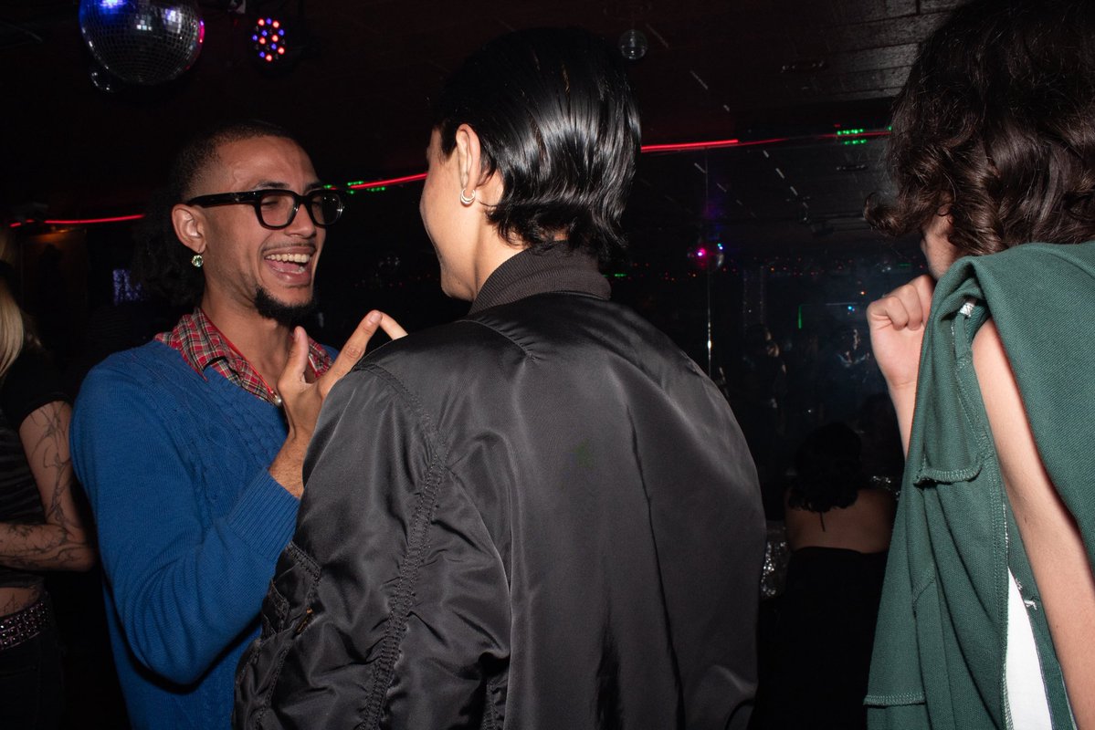 conceal updates tweet media