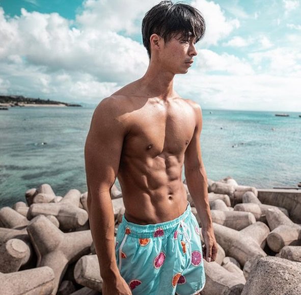 Asian boys tweet media