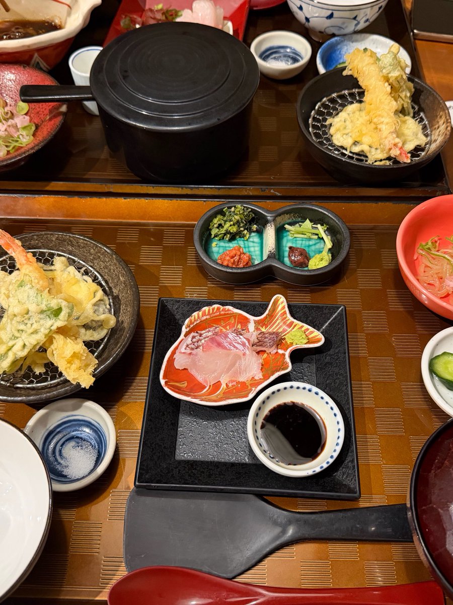 蒼いねこ.com tweet media