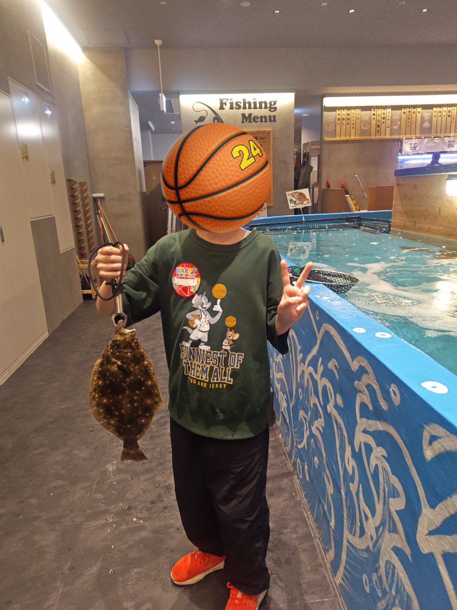 ゆうA-xx tweet media