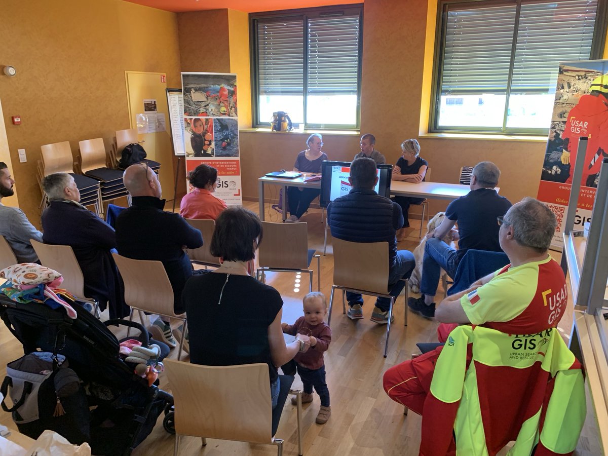 gis_france's tweet image. Assemblée générale du @gis_france . L’occasion de faire un bilan sur l’année 2025 qui a été dense mais également de remercier les #bénévoles les partenaires privés et institutionnels #solidarité #ong ⁦@PompiersFR⁩ @sdis74 ⁦@Dep_74⁩