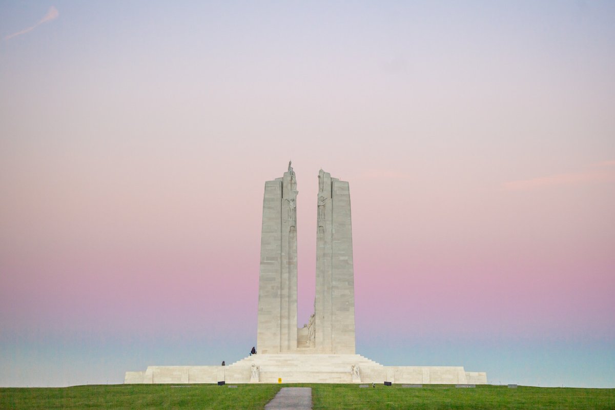 pasdecalais62's tweet image. 🕯️ La Mission Patrimoine de la Première Guerre mondiale dévoile son nouveau #logo dédié aux sites #funéraires et #mémoriels inscrits sur la liste du patrimoine mondial de l’#UNESCO ➡️ Un signe de reconnaissance que le Département est fier de soutenir
ℹ️ f.mtr.cool/rjmxsbcmiz