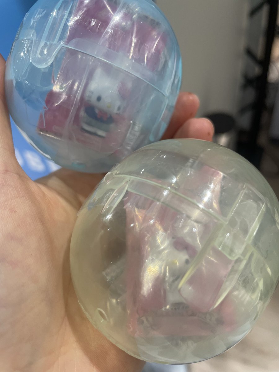 もちお tweet media