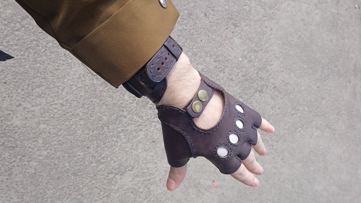 ∆Мудило в піксельній цегейковій шапці∆ tweet media