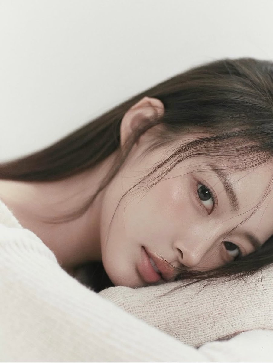 Daileee Space Station 🪐 tweet media