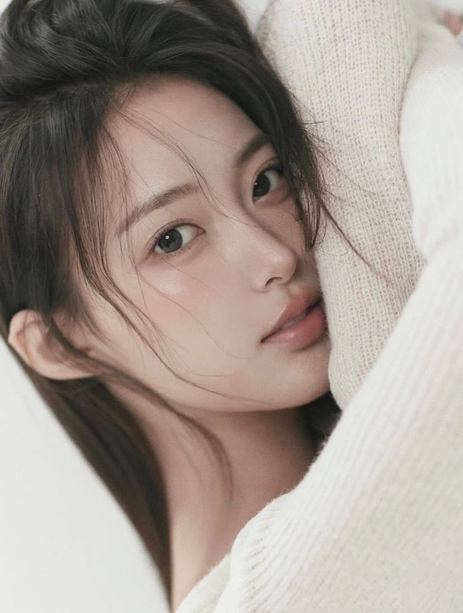 Daileee Space Station 🪐 tweet media