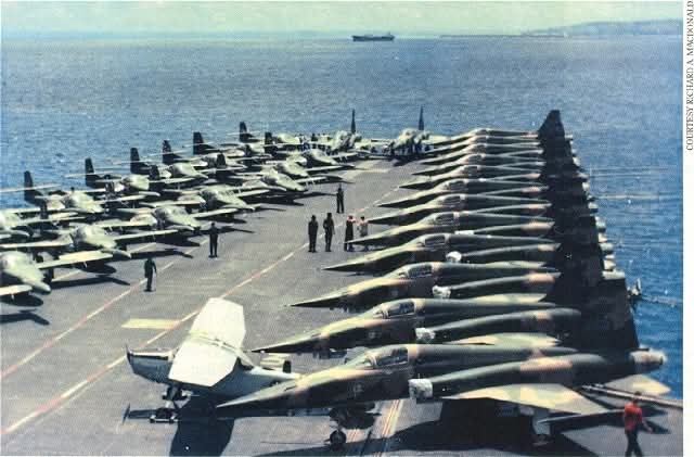 Destroyer Escort tweet media