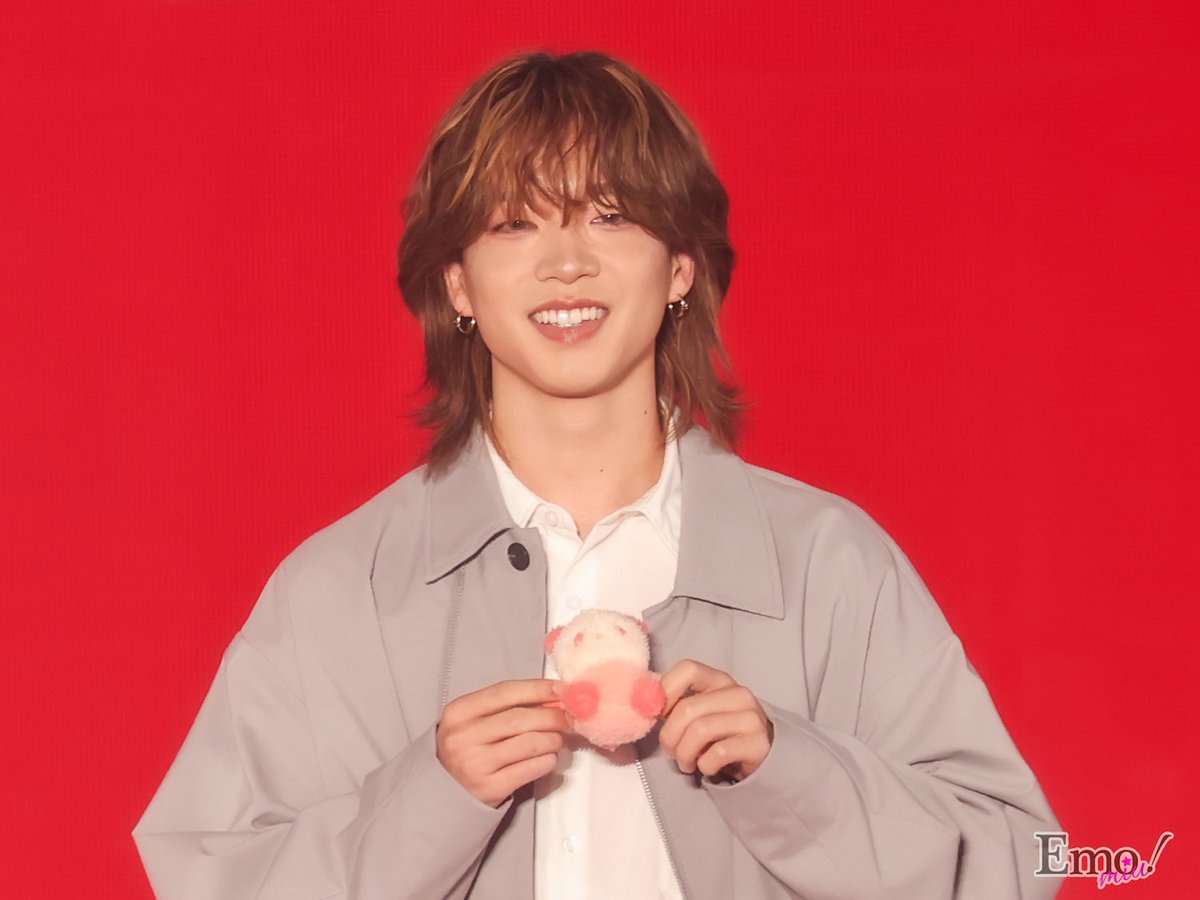 Emo!miu／エモミュー tweet media