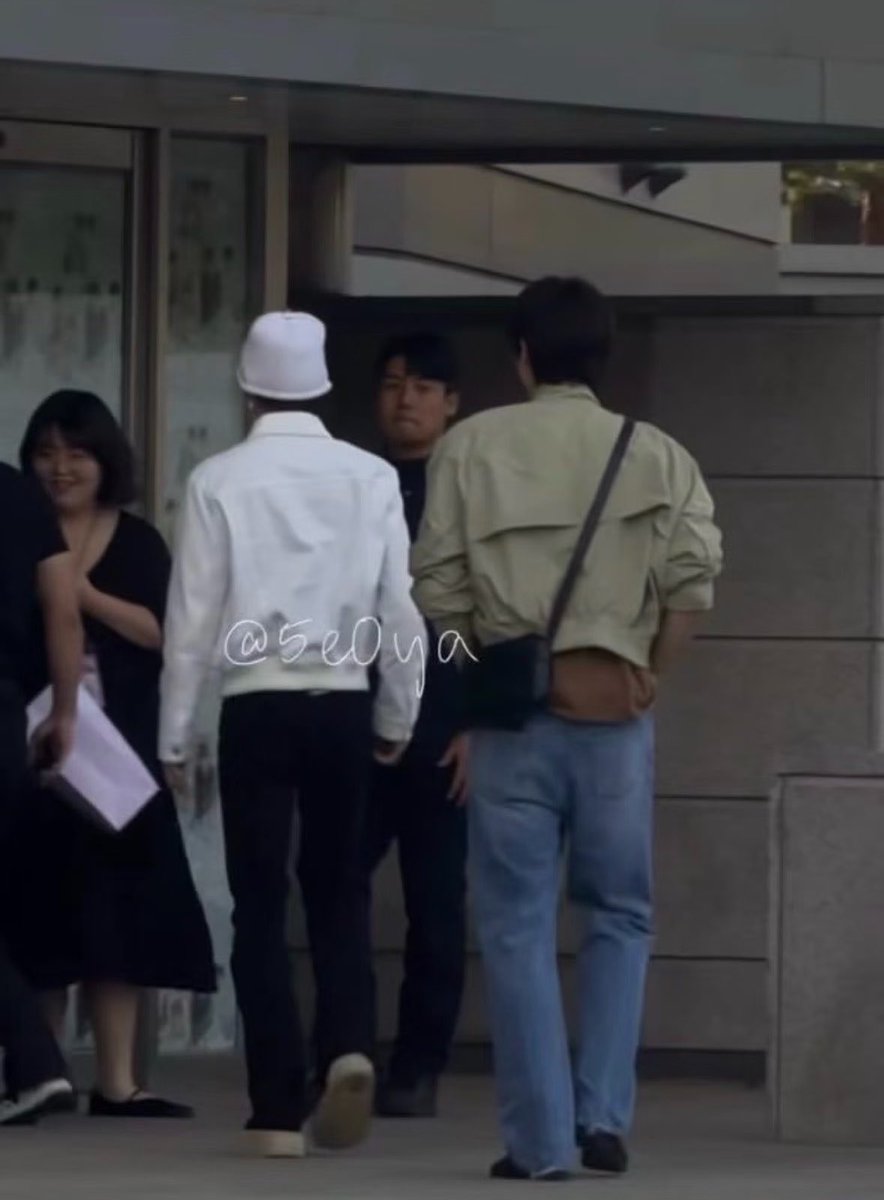 𓃠๋࣭⭑ tweet media