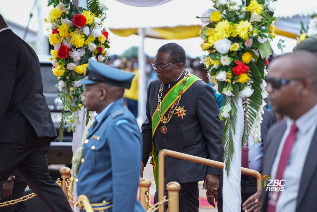 ZBCNewsonline's tweet photo. PRESIDENT ARRIVES FOR 46TH INDEPENDENCE CELEBRATIONS IN MAPHISA
President Dr Emmerson Mnangagwa has arrived at Maphisa Stadium, marking the official commencement of the main Independence Day celebrations.
#ZimIndependence #Zim@46 #Maphisa #Zimbabwe #IndependenceDay #ZBCnews https://t.co/eieAvuvRiq