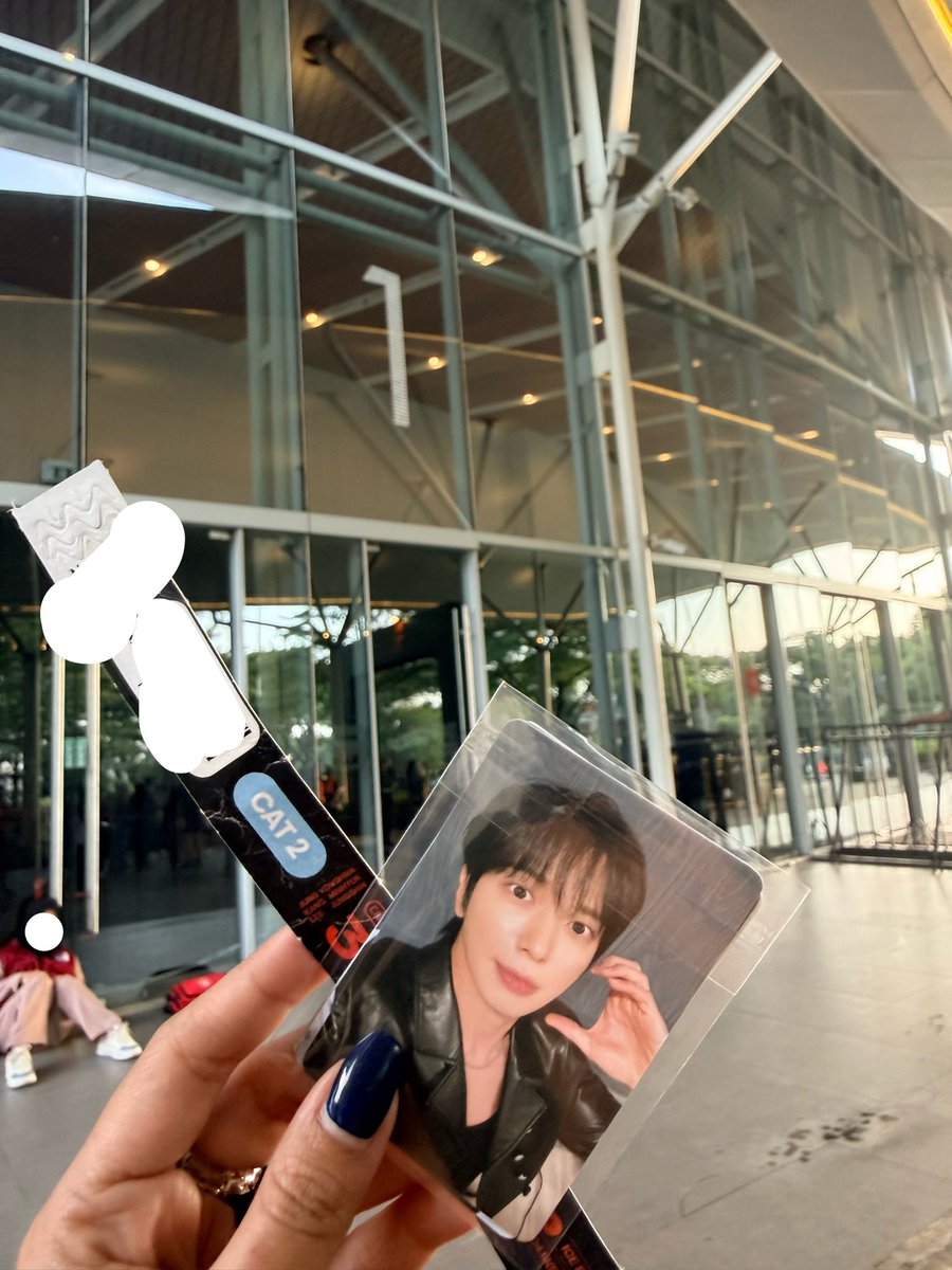 neverttheless's tweet photo. Hi!!! I'm giving away CAT 2 CN BLUE 3LOGY in JKT for one ticket, bisa ketemu aku di depan Hall 1 ya!!!! Di sebelah ticket booth

#wtb #wts #zonauang #cnblue #3logy #3logy_in_jakarta https://t.co/wpsRaqgO4x