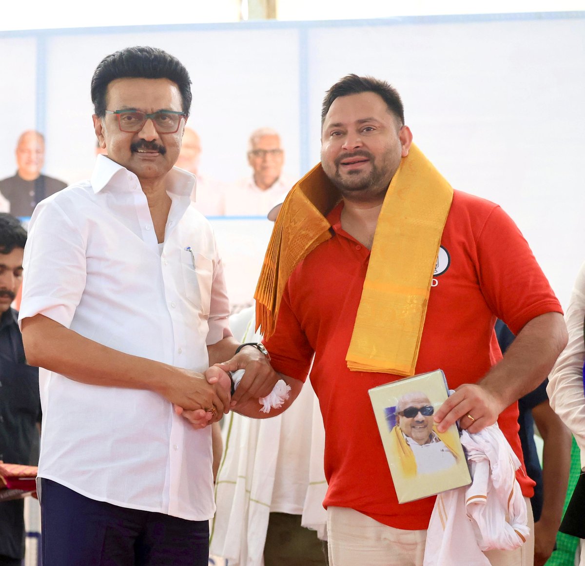 M.K.Stalin - தமிழ்நாட்டை தலைகுனிய விடமாட்டேன் tweet media