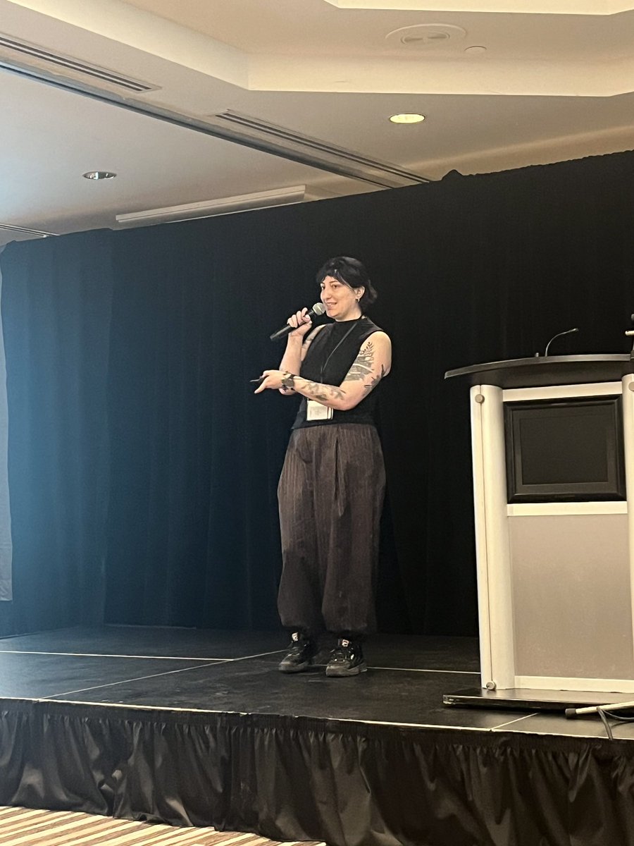 SNLab2002's tweet photo. @prateek754 and @ghost_graduate presenting at @ComparativeCog #CO3 - funded by @NSERC_CRSNG @TIPS_SPIIE @YourAlberta @ualbertaScience @Psych_UAlberta (photo credit Prateek Sahu’s photos: @laurenguillette ) https://t.co/hDxH2c3r0J