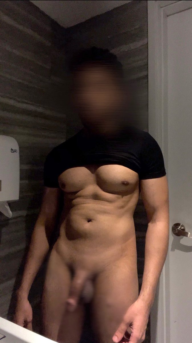 boysgzxx's tweet photo. hope he likes it https://t.co/qgmVran6IA