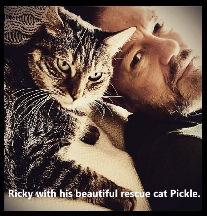 Protect_Wldlife's tweet image. “Healthy rescue pets wait weeks, months, years while pet shops sell sick pups. It's so wrong" 

"This weekend, plan a visit to your local rescue shelter, where your new best friend is waiting for you" ~ @RickyGervais 🐾.

#Rescue #AdoptDontShop #Adopt #RescuedIsBest