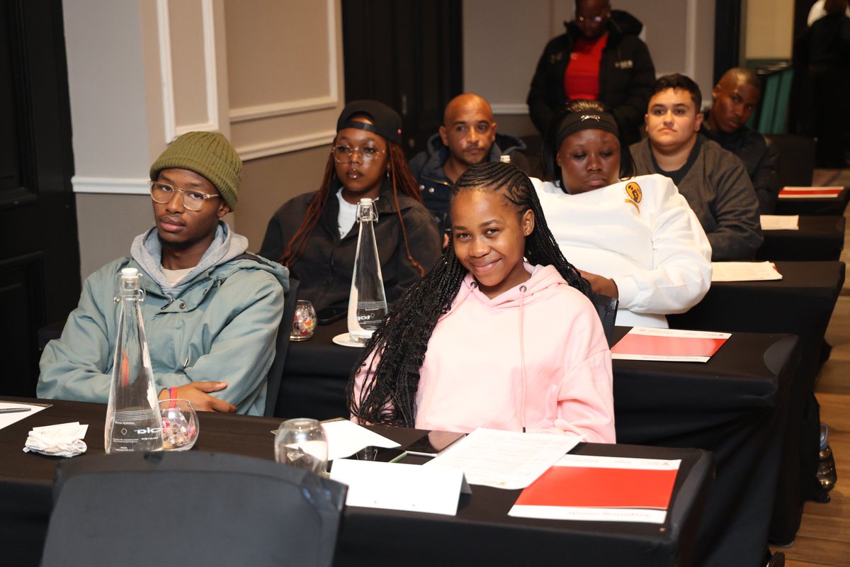 College of Cape Town tweet media