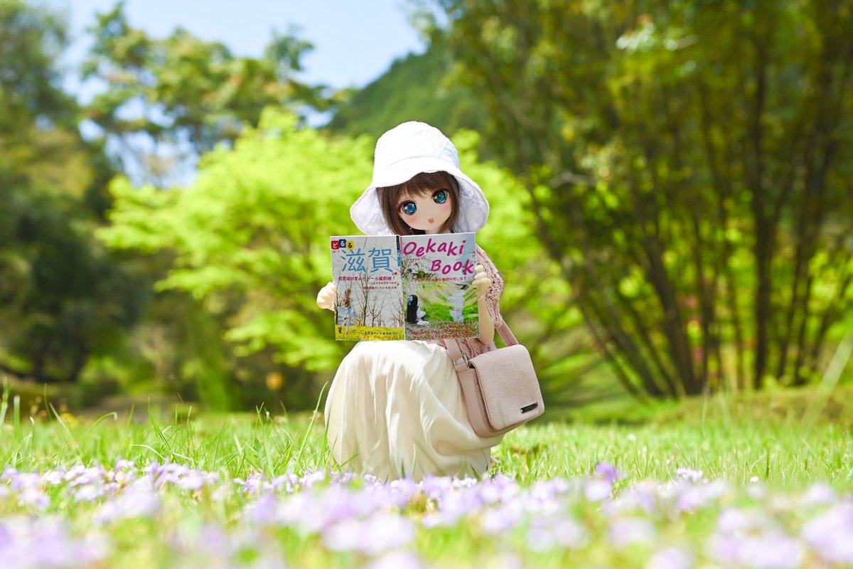 ひまり『あしたはんばいのどるるしが②とお絵描き本なんな(● ˃̶͈̀ロ˂̶͈́)੭ꠥ⁾⁾』
大阪行く前に撮影してきました✨
明日は、#アイドール大阪　よろしくお願いします☺️#プロムアクセ