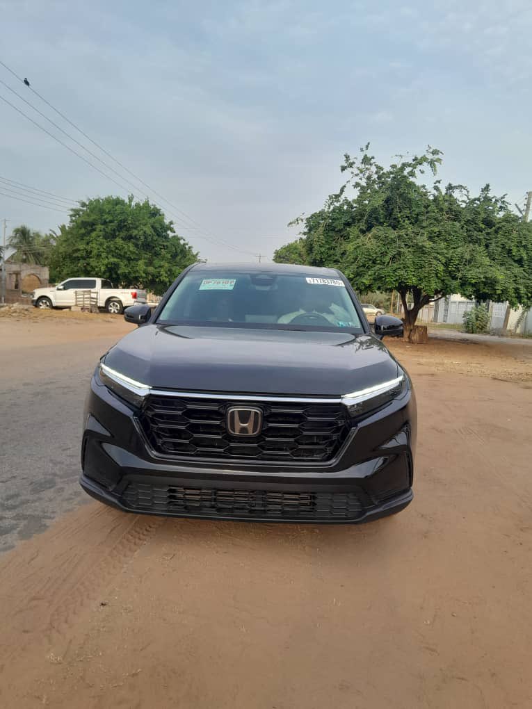 MusicConcept1's tweet photo. HONDA C R V YEAR 2023MODEL ENGINE CAPACITY 1.5L COOL PRICE 420,000 THOUSAND GHANA CEDIS PLEASE CONTACT FRIMBPS-B ON 0257800837 THANK YOU https://t.co/K82U3UwP1N