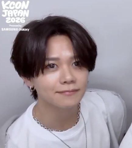 マキみ tweet media