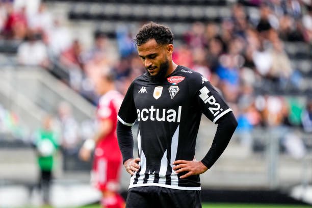 ᴋᴀʏᴢᴢᴏ tweet media