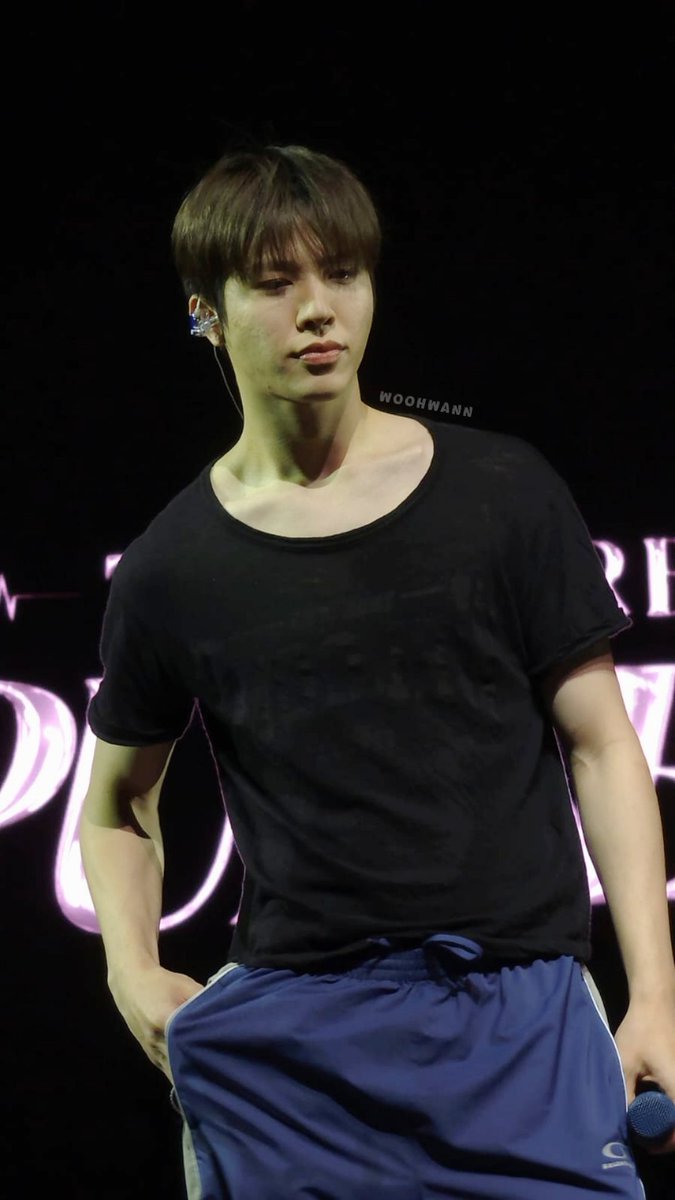 Revi🐮 tweet media