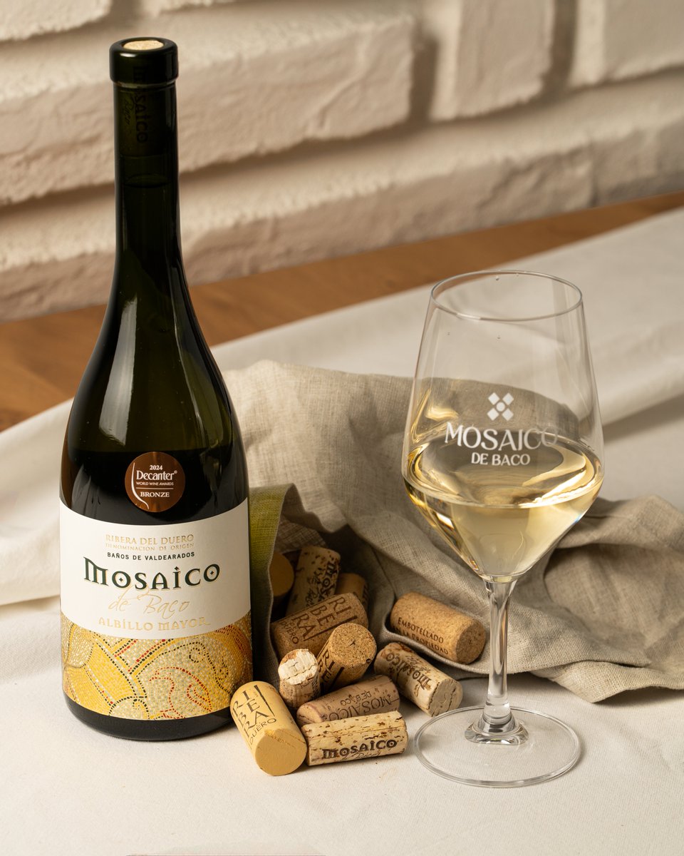 GastroMadrid_'s tweet image. 🥂 Hablar de vinos blancos en España ya no va de una categoría menor. Va de frescura, complejidad y proyectos que están redefiniendo cómo se entiende el vino desde el origen.

#vino #blancos

elblogdegastromadrid.com/mejores-vinos-…