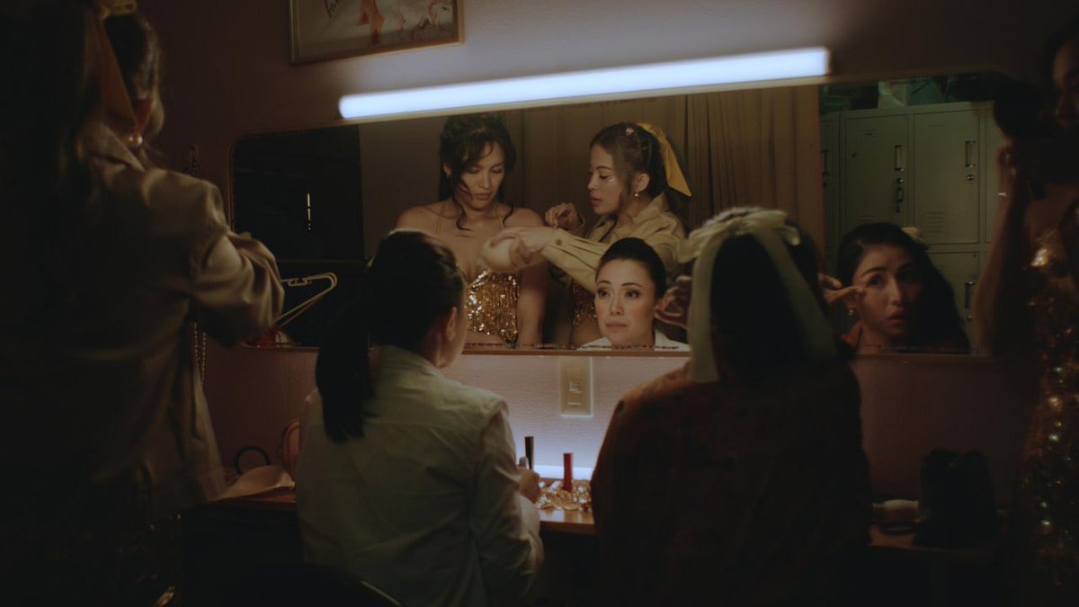 manic pixie dani girl tweet media