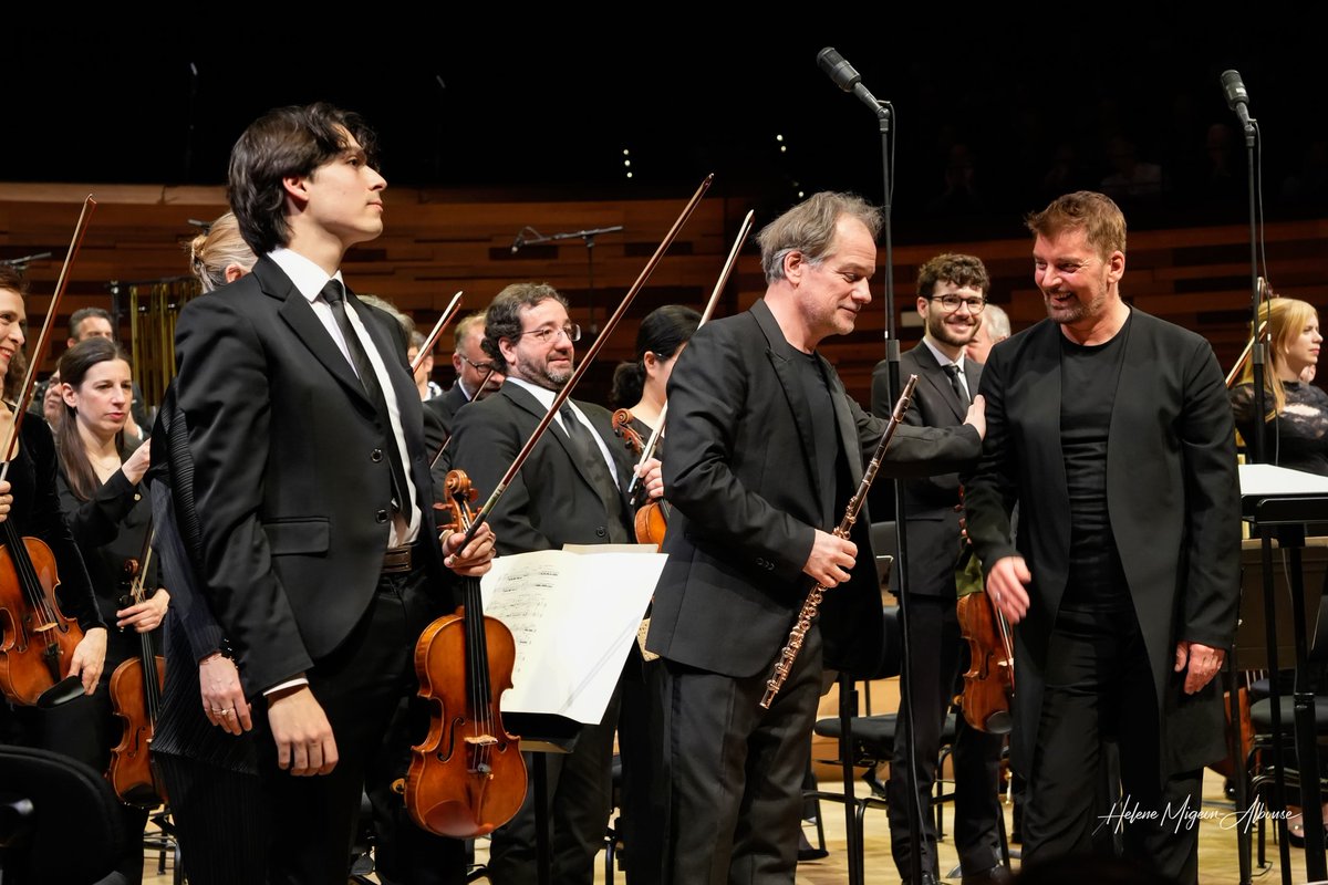 helene_mahln's tweet image. 🎶 Bravo @EPahud for this fantastic #concert with @PhilharRF conducted by Matthias Pintscher with @ChoeurRF ! 👏👏👏
🎼Mozart
🎼Pintscher, Transir
🎼Schoenberg, Friede auf Erden.
🎼Bartók Le Mandarin merveilleux.
 📷 @helene_mahln - 2026 apr.17
@maisondelaradio, Paris.