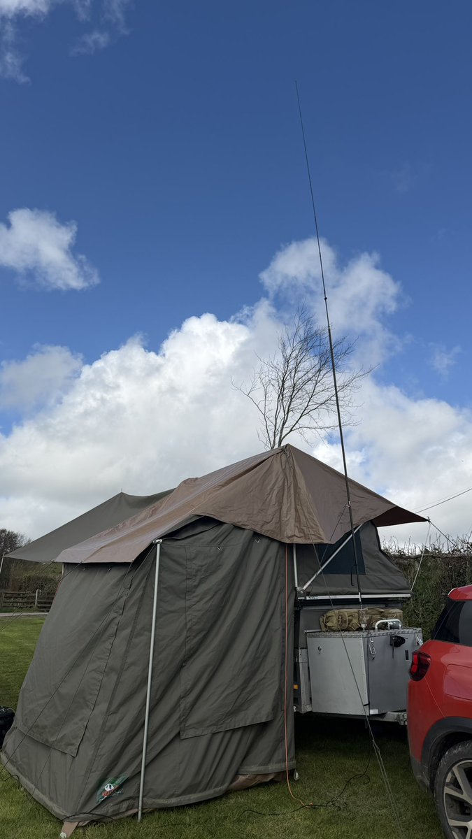 M0IAX's tweet photo. Yeasu FTX-1 and Cha MPAS 2 on the camping trailer. Battery charging from the solar panels. https://t.co/OH9n5jPWEN