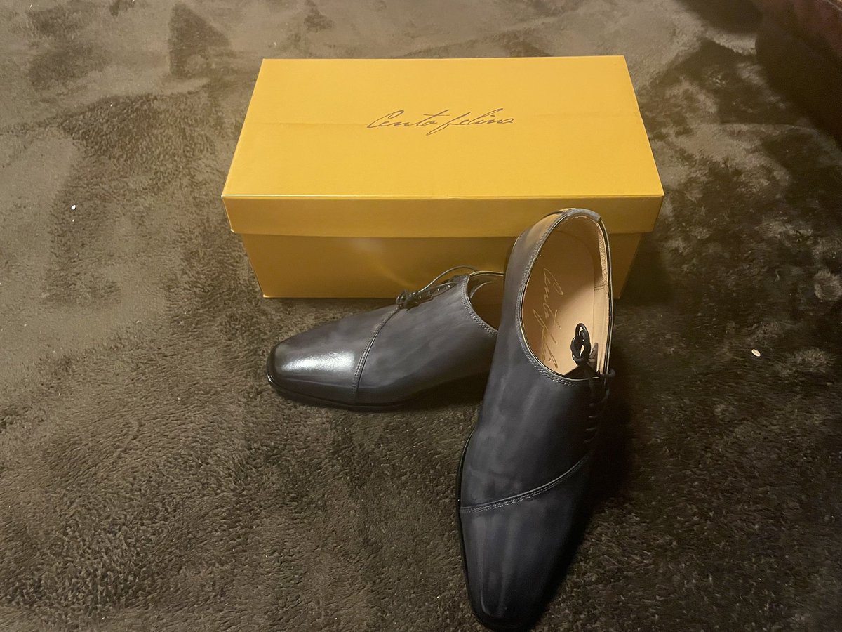 Sou16525166's tweet photo. 念願の革靴買いました。
めちゃくちゃ良くない？ https://t.co/wtxaNTrpel