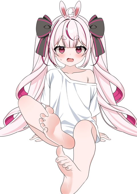 「足の裏なんて見てどうする気なの…?」 