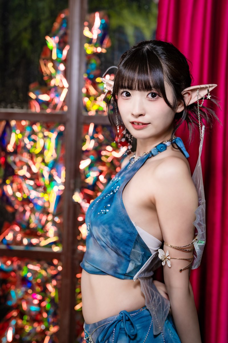 ryookuun2020's tweet image. 部屋の中にいた妖精さん
（モデル:星名はるさん）

綺麗なステンドグラスのある洋館に
綺麗な妖精さんがいました
妖精さんは長命ということで
この美貌を何百年も維持できるだなんて
まさにファンタジーですね

#星名はる
#アイロボ
#portrait
#アイロボ撮影会
#ポートレート
#アイロボInstagram