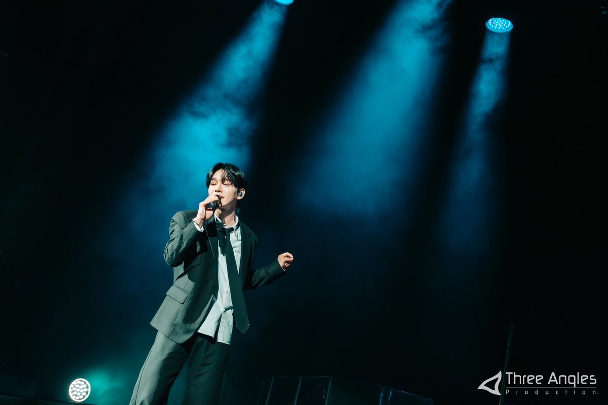 SINGAPORE, Arcadia’s last stop was one to remember because of your love, making our time together truly something we will always look back on 🩵

Let’s relive our night with CHEN at the CHEN CONCERT TOUR <Arcadia> in SINGAPORE, where your smiles and your voices lit up the night