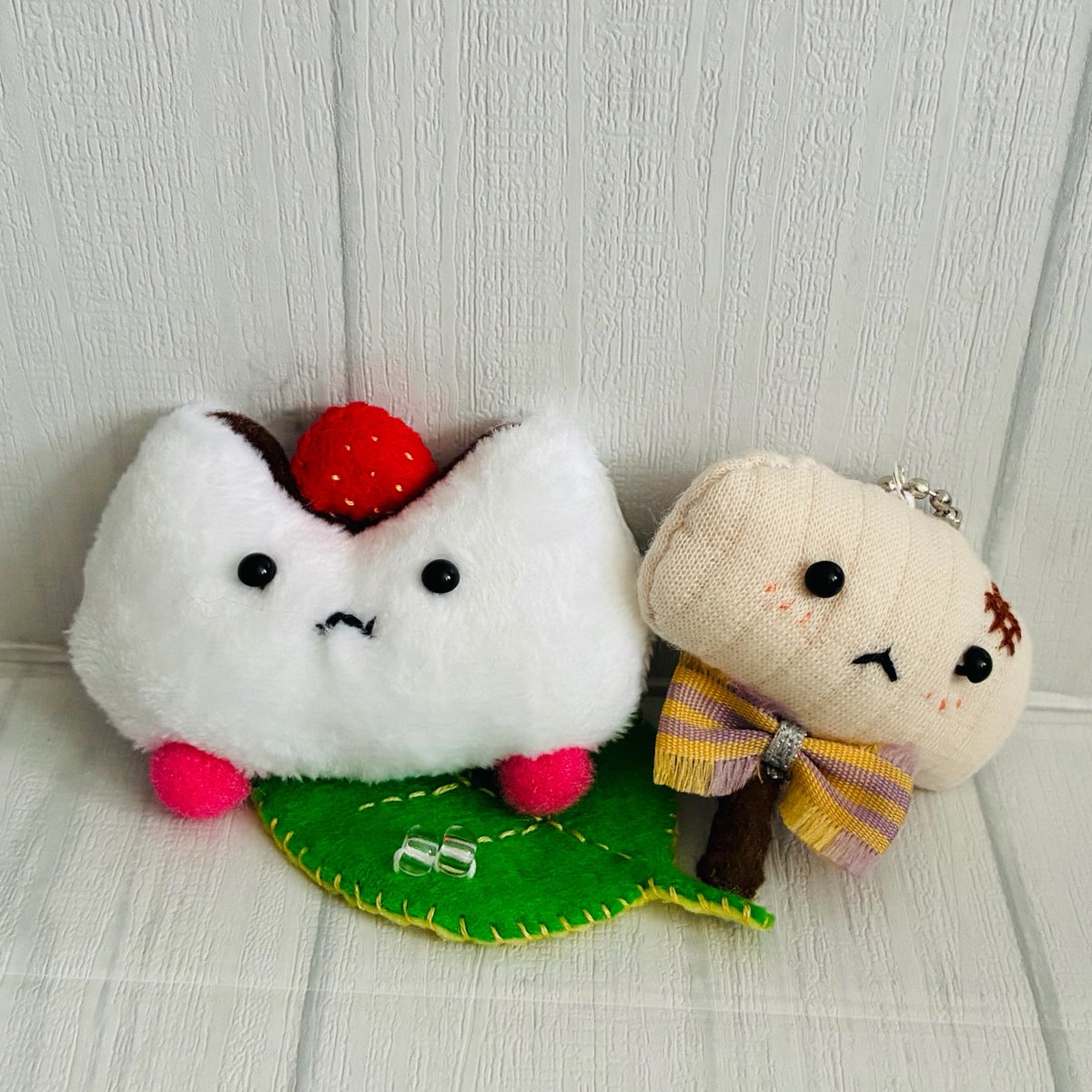 新作2点出品しました❗️
よろしくお願い致します☆

《ベビー靴下ぬいぐるみの小部屋》
#ハンドメイドぬいぐるみ