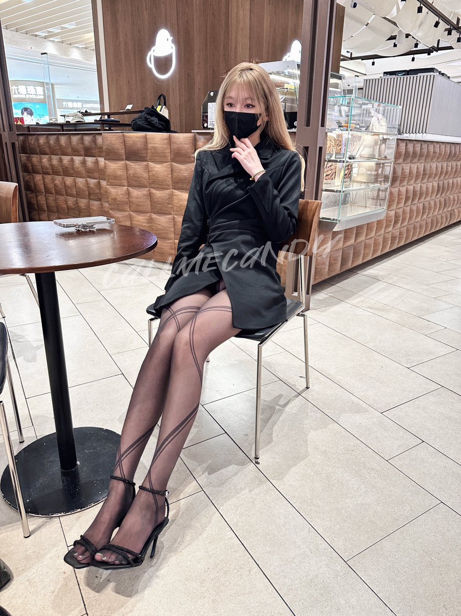 _callmecandy_ tweet media
