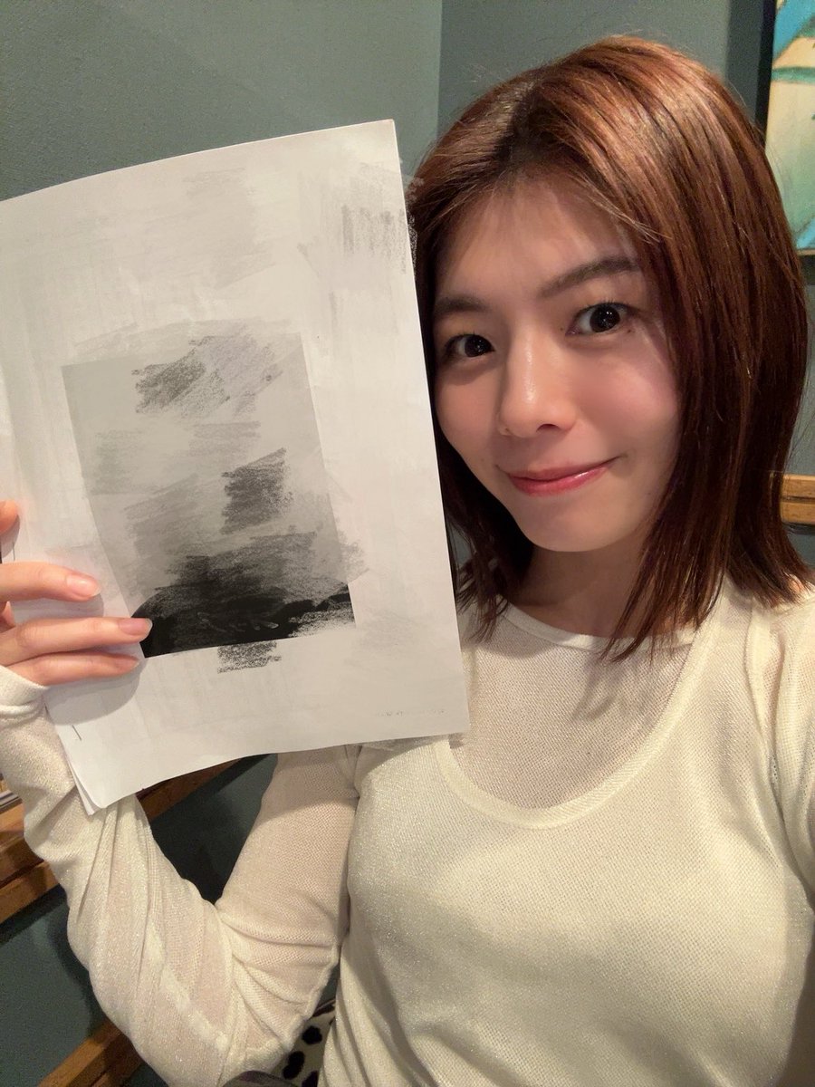 秋山 萌花｜4/24-29 「白さげないで、赤あげる。」 tweet media