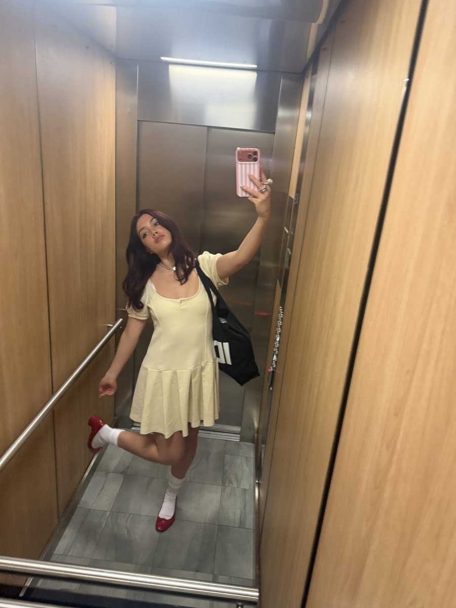 💐alessi rose💐 tweet media