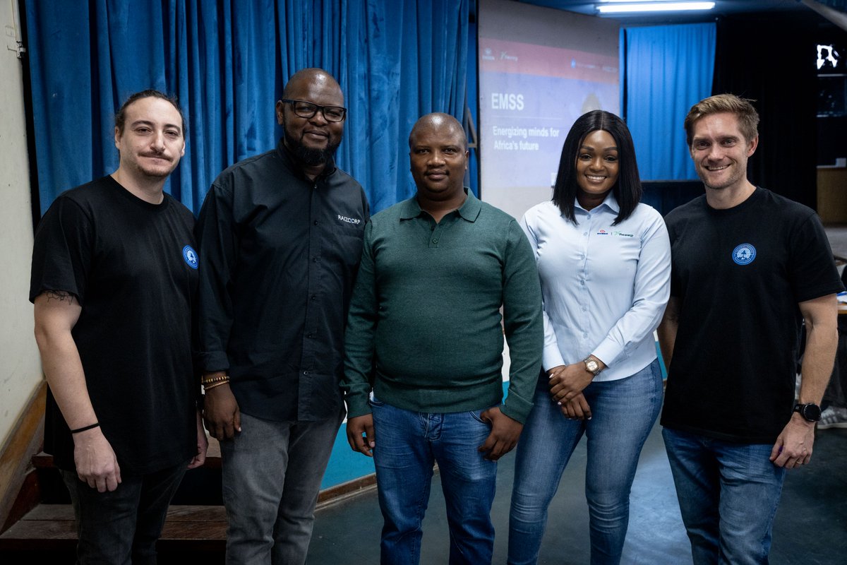 _ArriveAlive's tweet image. Three decades of impact, reimagined: Engen Maths &amp;amp; Science Schools launches bold new blended learning platform

arrr.co.za/vaBzT

#ArriveAlive #Empowerment #Sponsorship