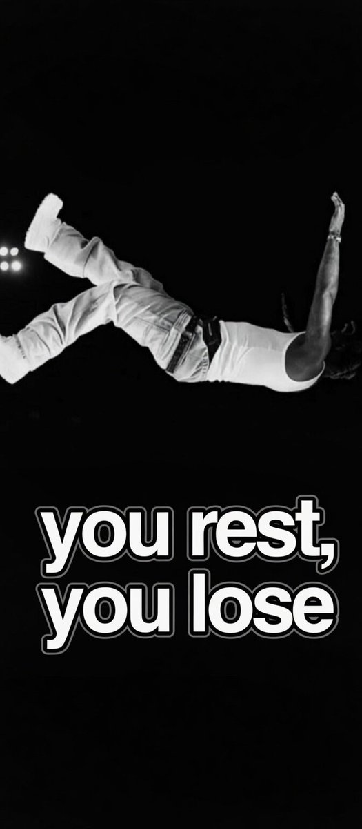 F A M O U S ✪ tweet media