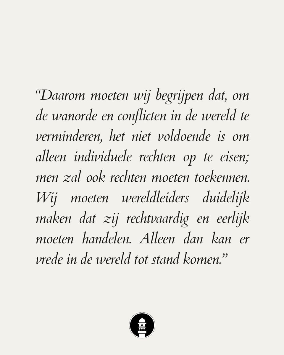 AhmadiyyaNL's tweet photo. Download het gratis e-book en audiobook ‘De wereldwijde wanorde en de dringende noodzaak van eenheid onder de moslims’.

Een waarschuwing en een oprechte oproep van de Kalief van de #Messias.

https://t.co/DYJFehd6J5 https://t.co/kPmJVacdq9