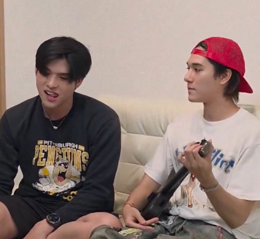 สมัยนั้นนั่งร้องเพลงอกหักก็กลายเป็นเพลงจีบกันได้